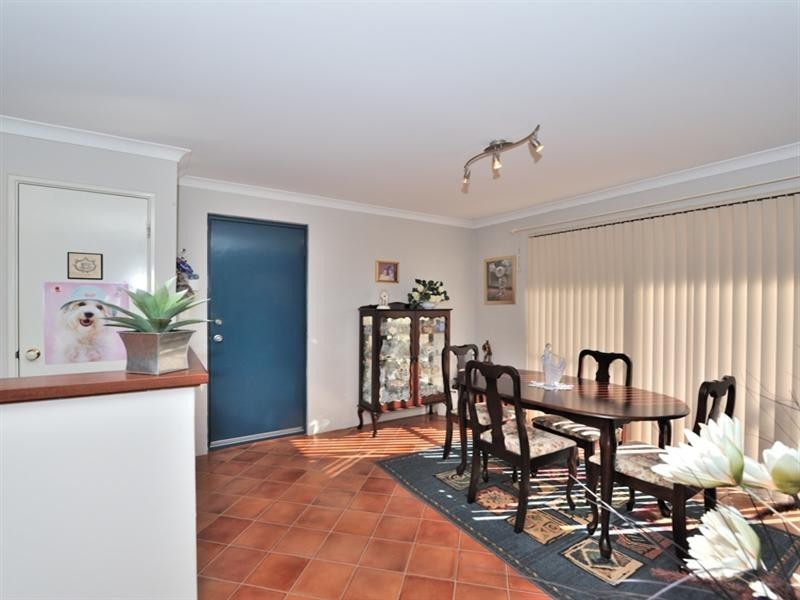 2 Rainbow Cresc, Beechboro WA 6063