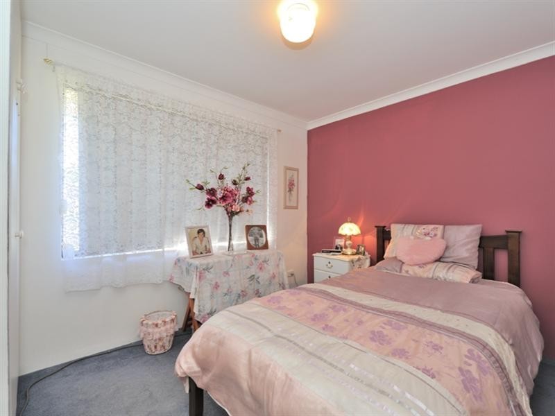 2 Rainbow Cresc, Beechboro WA 6063