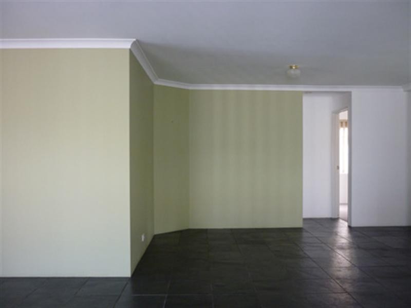 16 Napa Court, Caversham WA 6055