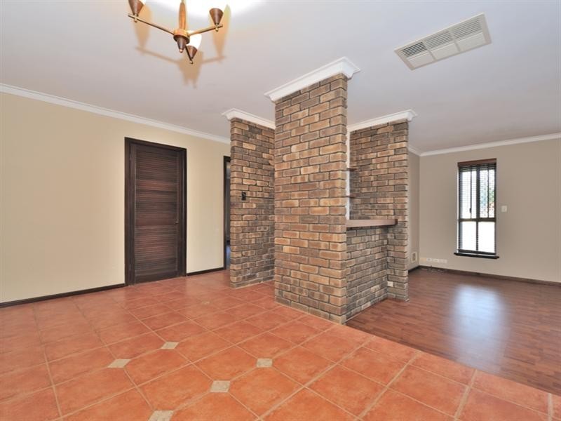 55 Northmoor Road, Eden Hill WA 6054