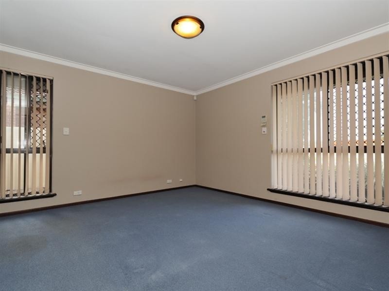 55 Northmoor Road, Eden Hill WA 6054