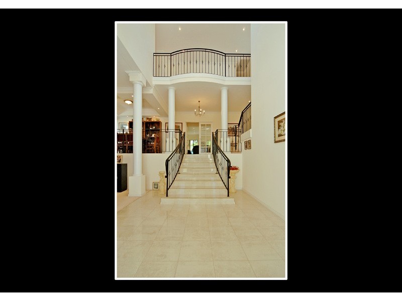 10 Cossington Court, Dianella WA 6059