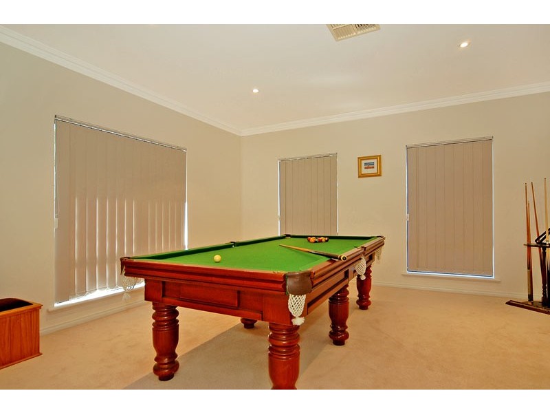 10 Cossington Court, Dianella WA 6059