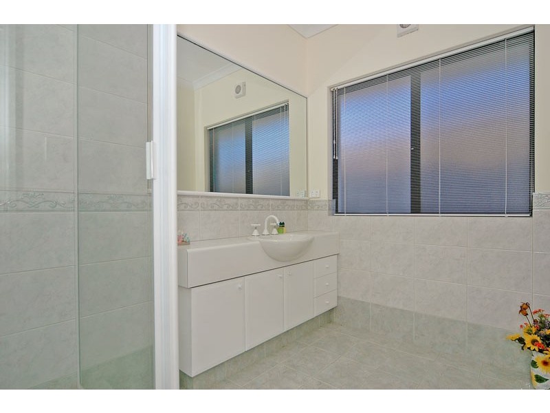 10 Cossington Court, Dianella WA 6059