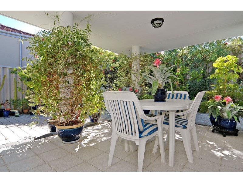 10 Cossington Court, Dianella WA 6059