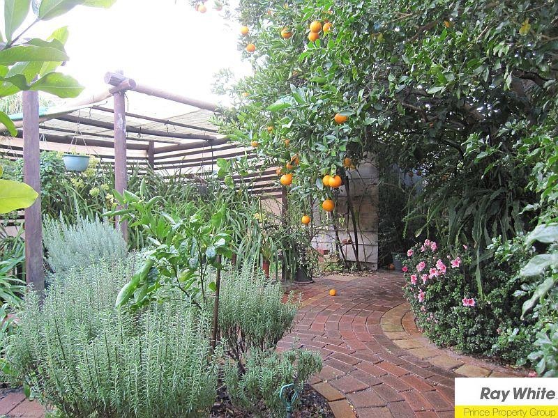 9 Rosmead Avenue, Beechboro WA 6063