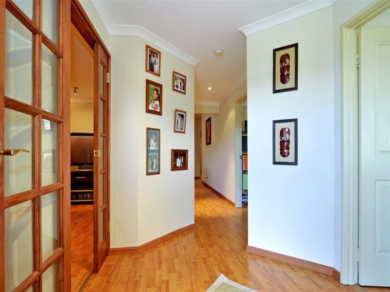 19 Springview Cir, Beechboro WA 6063