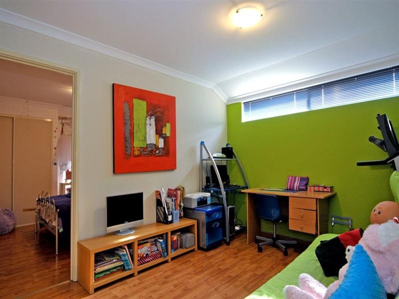 19 Springview Cir, Beechboro WA 6063