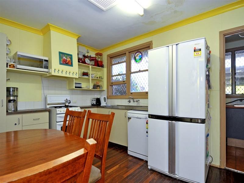 37 Kerwin Way, Lockridge WA 6054