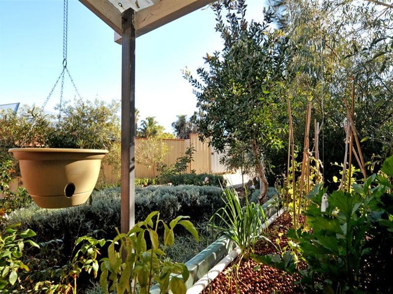 37 Kerwin Way, Lockridge WA 6054