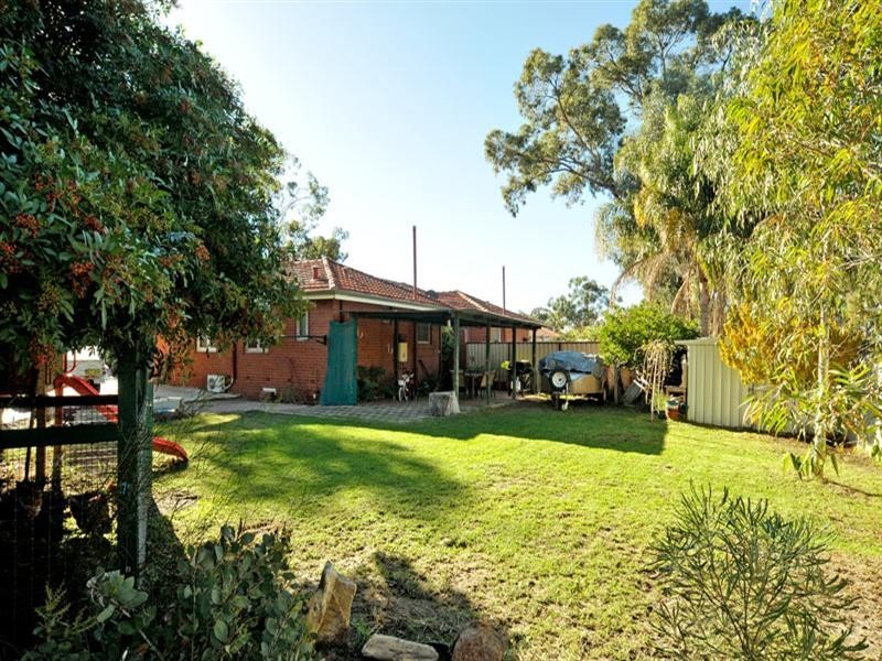 37 Kerwin Way, Lockridge WA 6054