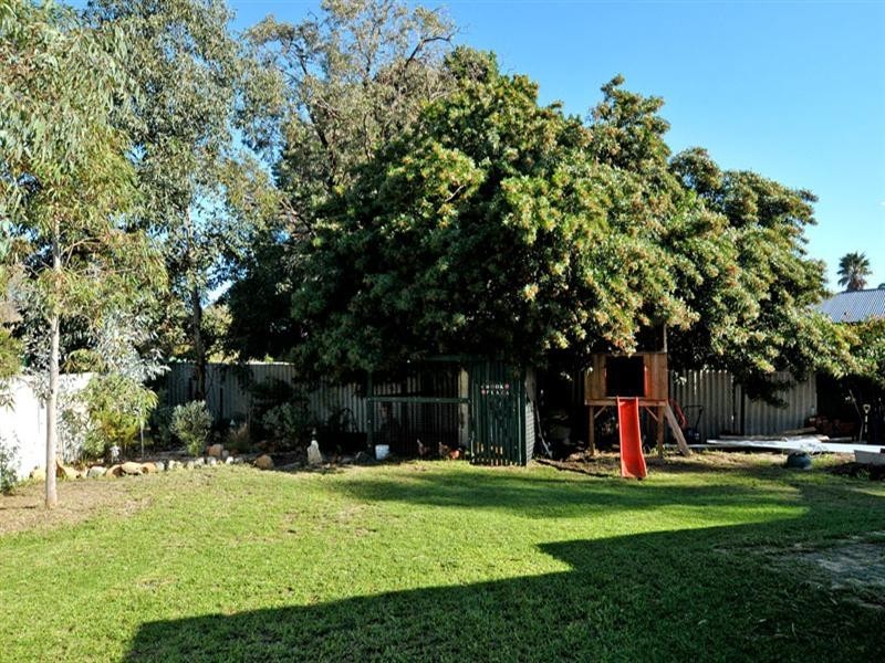 37 Kerwin Way, Lockridge WA 6054