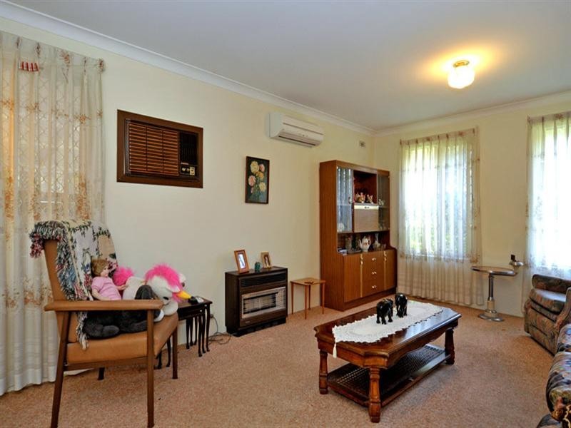 1/96 Railway Parade, Bayswater WA 6053