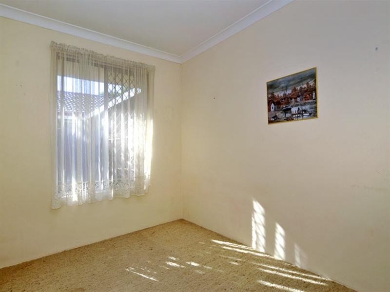 1/96 Railway Parade, Bayswater WA 6053