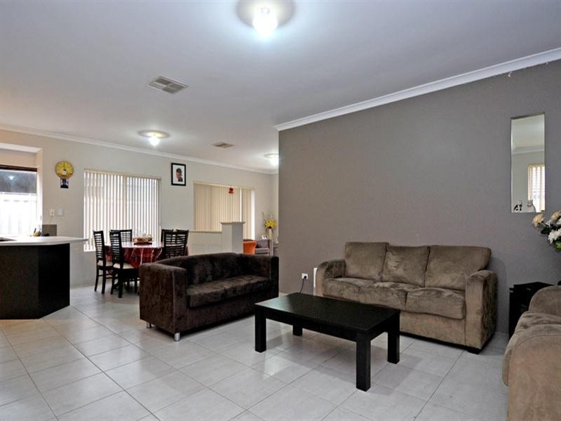 2 Triller Road, Beechboro WA 6063