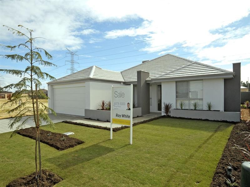 27 Calendia Way, Caversham WA 6055