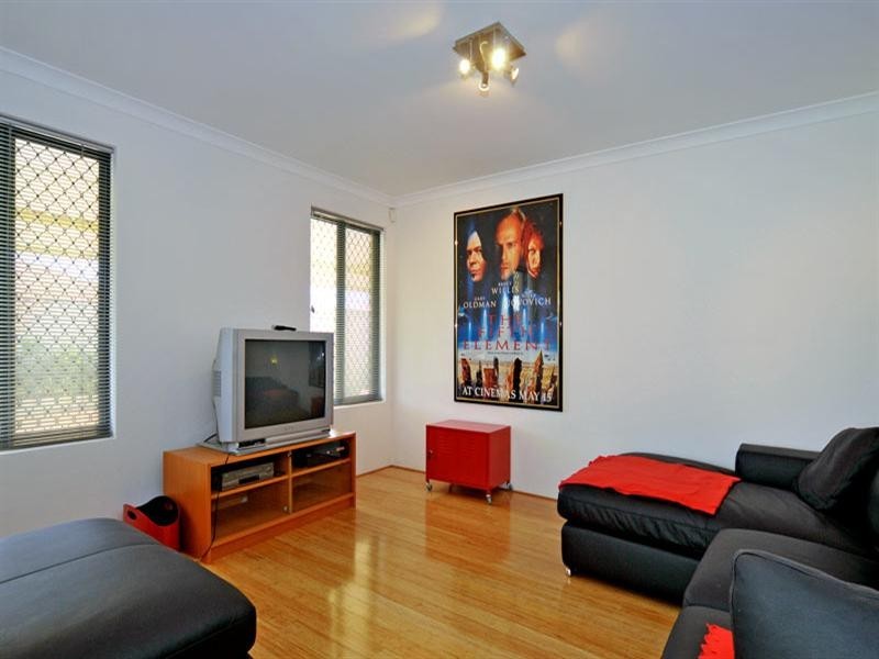 26 Mitra Loop, Beechboro WA 6063