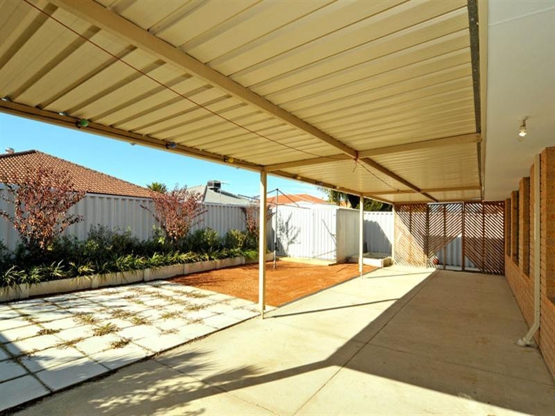 26 Mitra Loop, Beechboro WA 6063