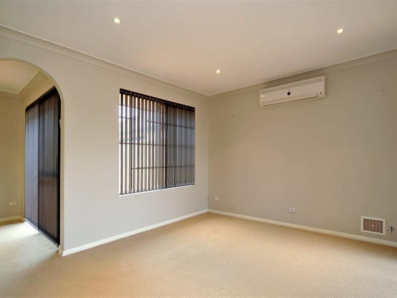 28 Blackthorn Road, Eden Hill WA 6054