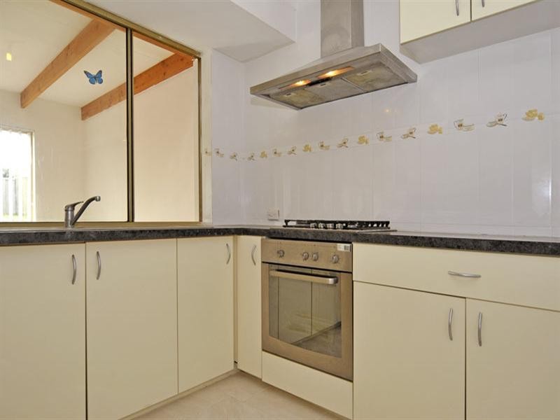 63 Kingfisher Avenue, Ballajura WA 6066