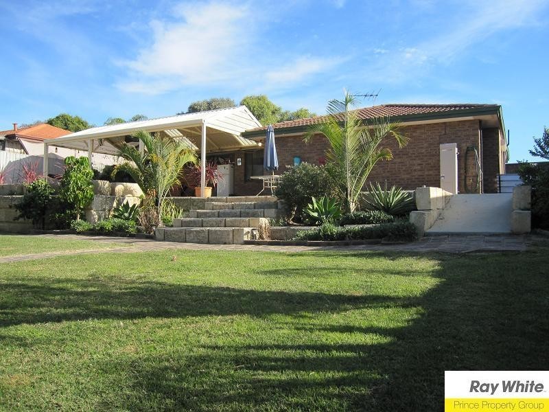 8 Stent Street, Beechboro WA 6063