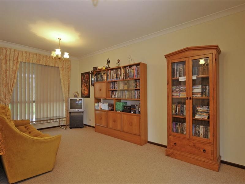 48 Gibson Way, Beechboro WA 6063