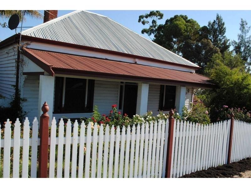 43 Anzac Terrace, Bassendean WA 6054