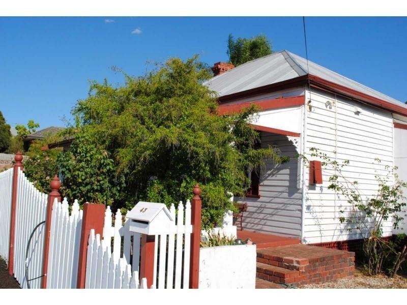 43 Anzac Terrace, Bassendean WA 6054