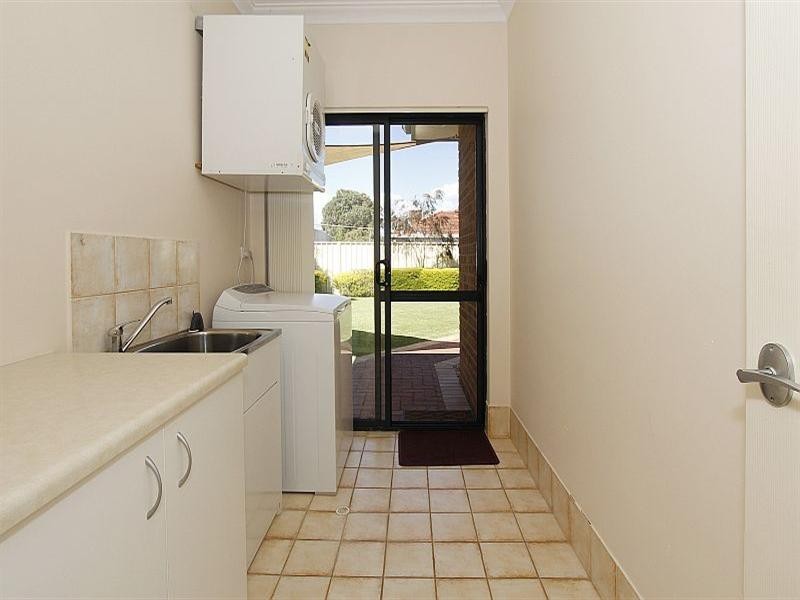 11B Claughton Way, Bassendean WA 6054