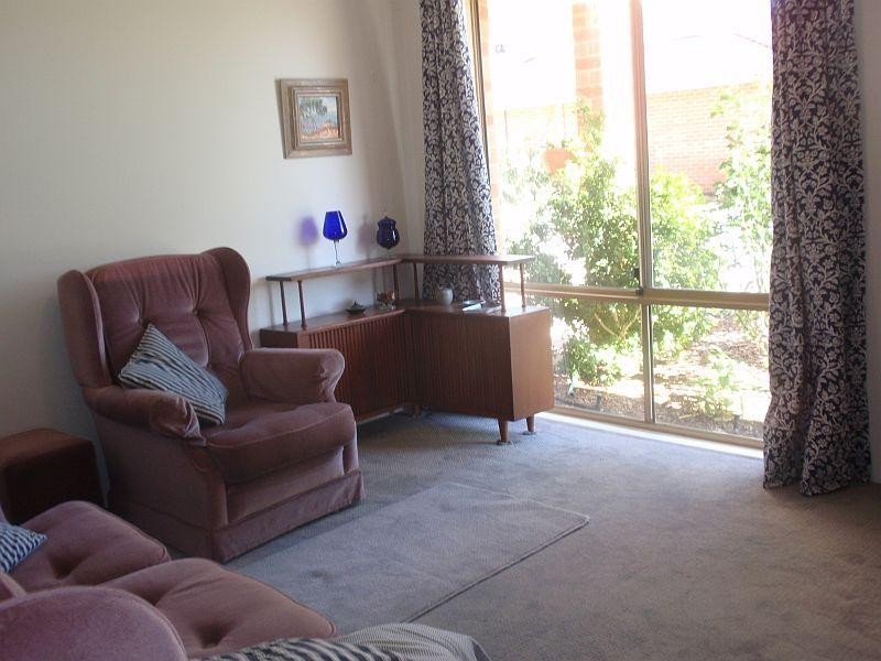 9/133 West Road, Bassendean WA 6054