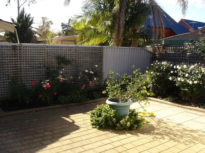 9/133 West Road, Bassendean WA 6054