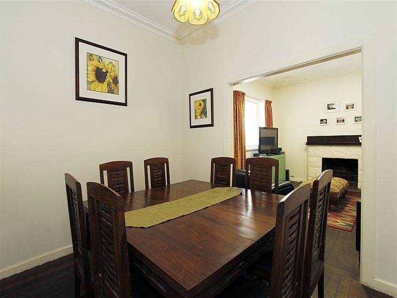 70 Anzac Terrace, Bassendean WA 6054