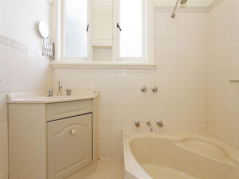 70 Anzac Terrace, Bassendean WA 6054