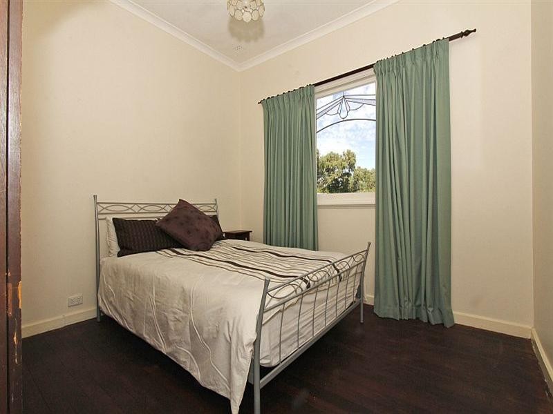 70 Anzac Terrace, Bassendean WA 6054