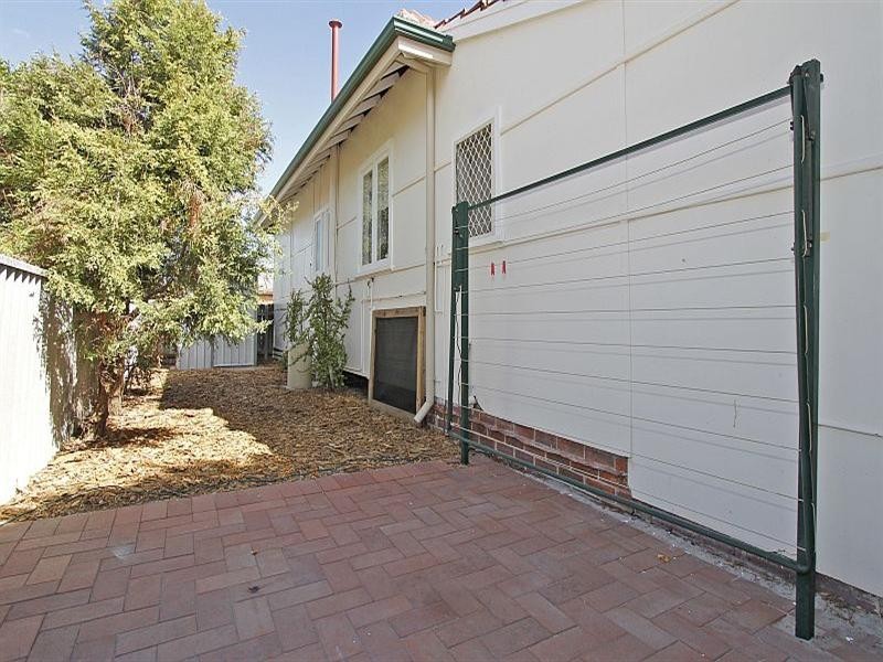 70 Anzac Terrace, Bassendean WA 6054