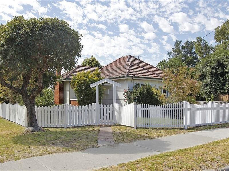 70 Anzac Terrace, Bassendean WA 6054