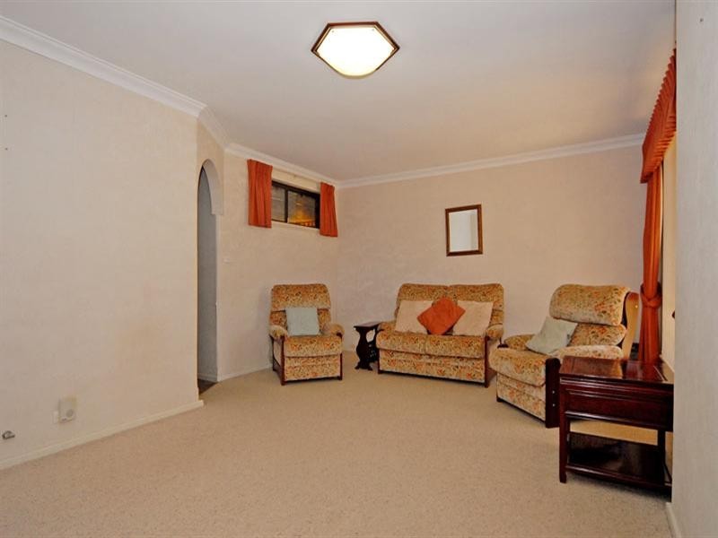 59 Barlee Way, Beechboro WA 6063