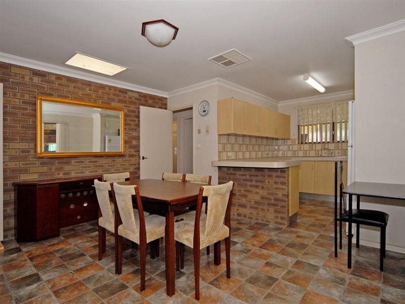 59 Barlee Way, Beechboro WA 6063