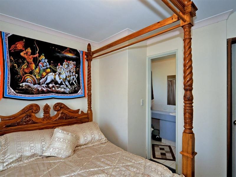 57 Bottlebrush Drive, Kiara WA 6054