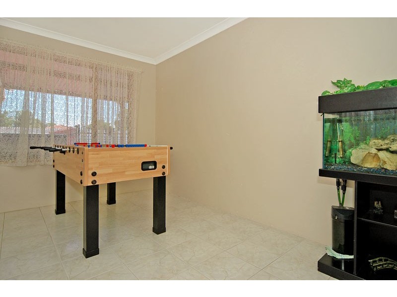 1 Bowood Cove, Kiara WA 6054