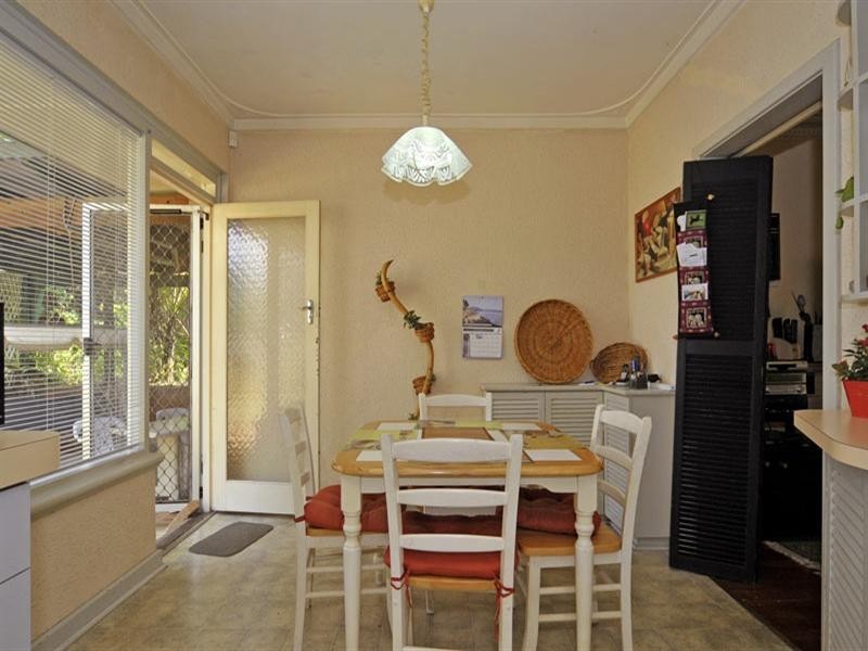 160 Collier Road, Embleton WA 6062