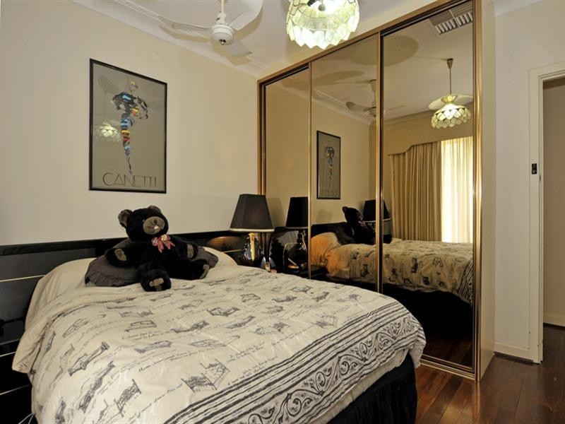 160 Collier Road, Embleton WA 6062