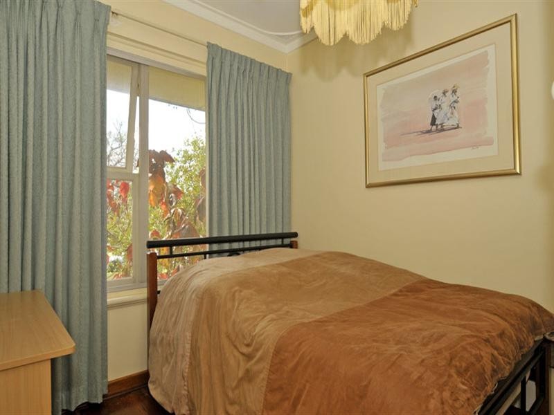 160 Collier Road, Embleton WA 6062