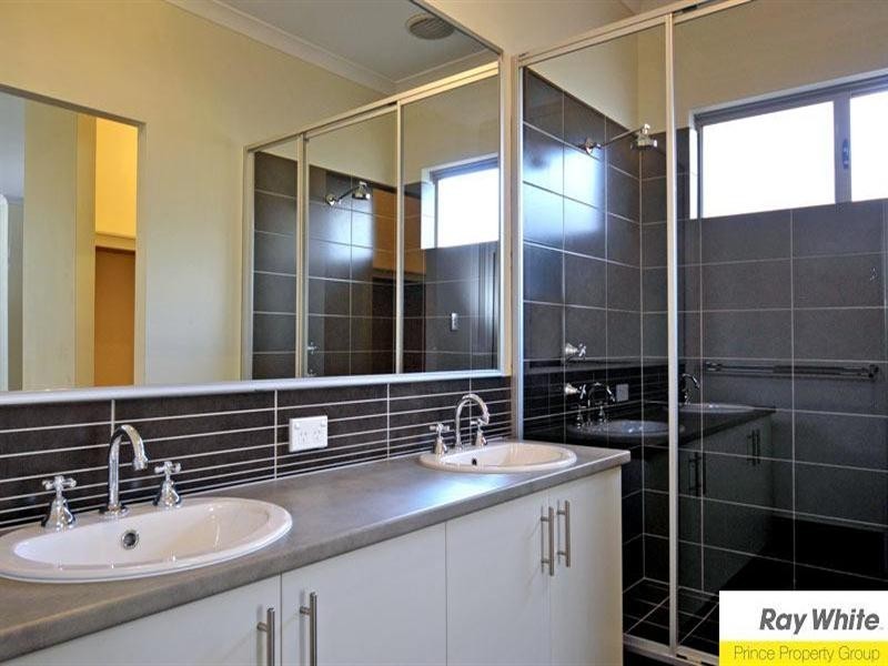 3 Calendia Way, Caversham WA 6055