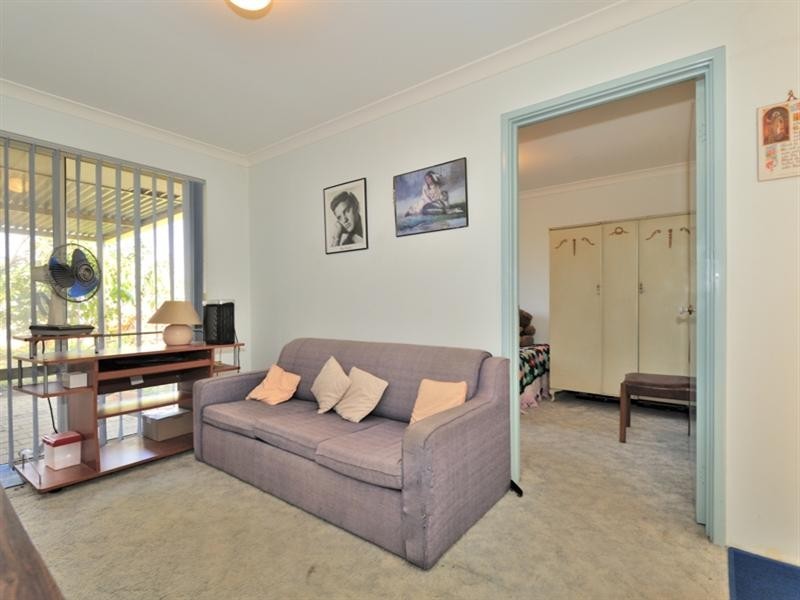 10 Waterhall Road, South Guildford WA 6055