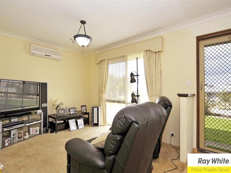 36 Rhine Crescent, Beechboro WA 6063