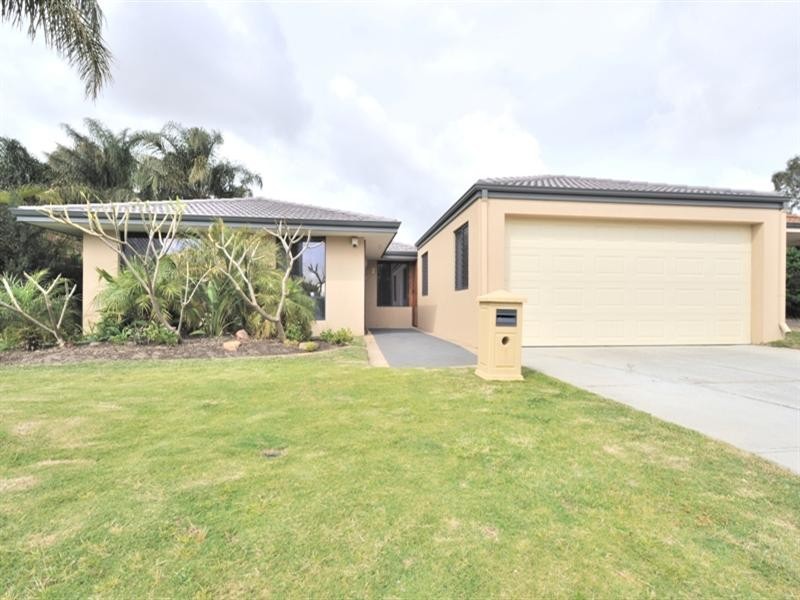 7 Pinewood Place, Beechboro WA 6063