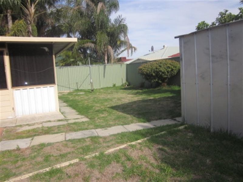 7 Pinewood Place, Beechboro WA 6063