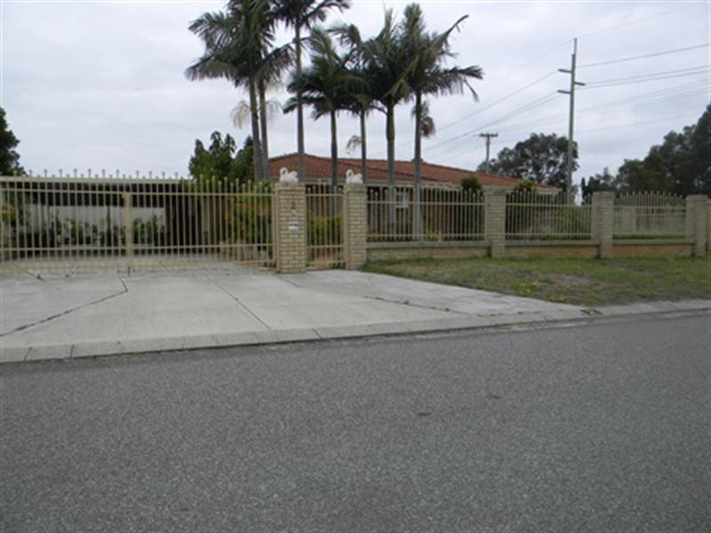 2 Parana Crescent, Beechboro WA 6063