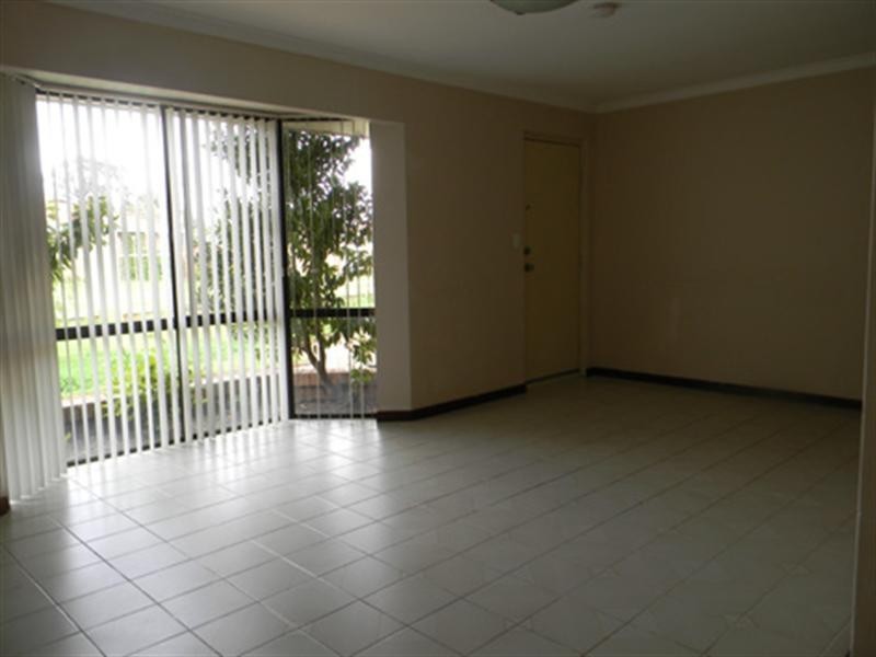 2 Parana Crescent, Beechboro WA 6063